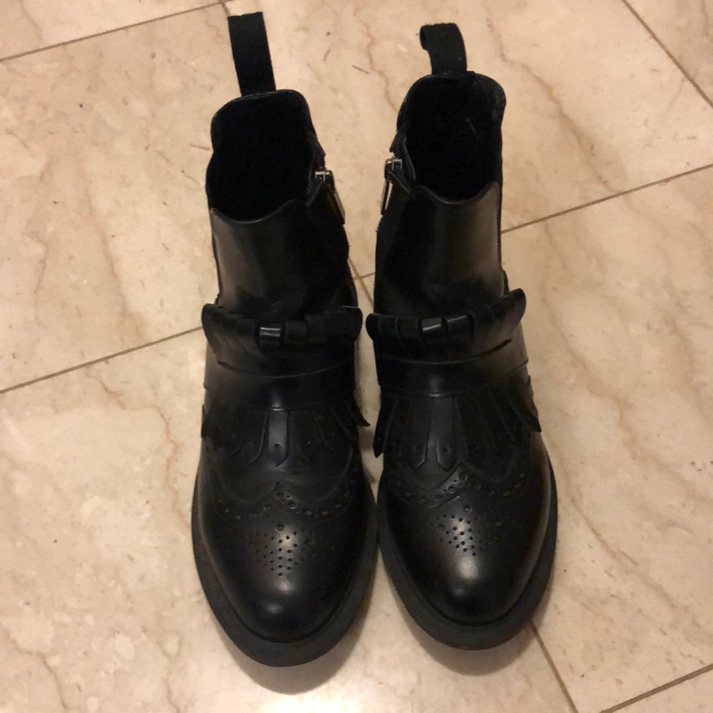 Dr. Martens Tina limited edition size 8